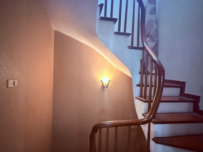 Cận cầu vượt phạm văn đồng nhà đẹp 5 tầng 3 ngủ giá tốt hiếm gặp 3