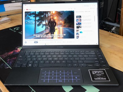 Laptop Asus Zenbook UX425 Ryzen 7 5700U RAM 16GB SSD 512GB VGA Rời Màn 14 Inch Oled Full HD Máy Đẹp 0