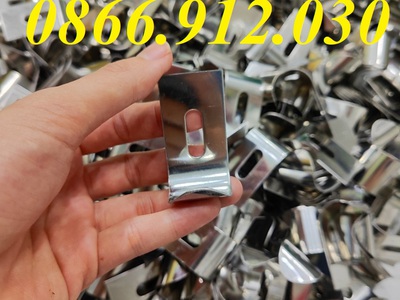 Kẹp ngói chống bão giúp bảo vệ mái nhà hiệu quả 4