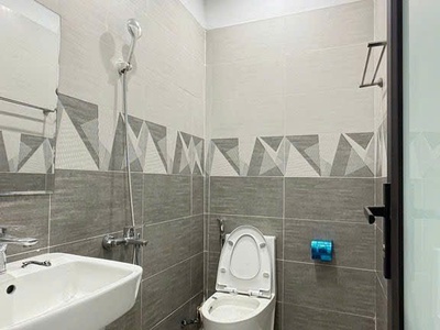 Bán nhà 4 tầng long lanh ngõ 243 tam trinh hoàng mai 5