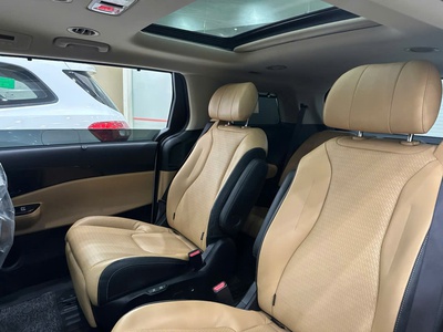 Chính Chủ Bán   Kia Carnival 2021 Signature   Hà Nội 3