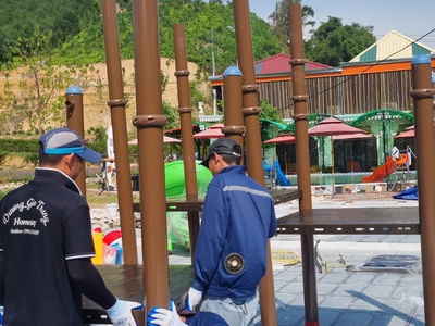 Thi công khu vui chơi ngoài trời, sửa chữa máng trượt, thiết bị vận động học đường 4