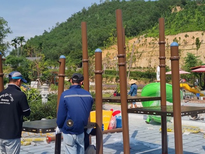 Thi công khu vui chơi ngoài trời, sửa chữa máng trượt, thiết bị vận động học đường 5