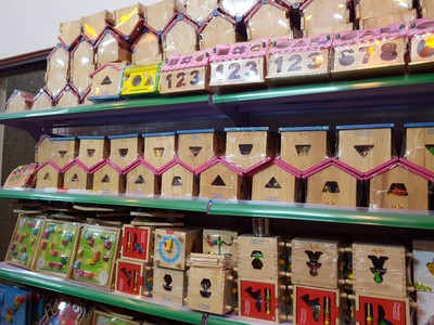 Thanh lý 1 loạt đồ chơi gỗ, đồ chơi thông minh dọn kho trả mặt bằng nốt trước tết 9