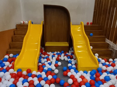 Máng trượt đa năng, khu vui chơi tại gia, giá siêu rẻ chỉ 1 hoặc 2 triệu 0.945802244 6