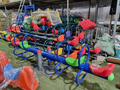 Ngựa bập bênh gỗ 5