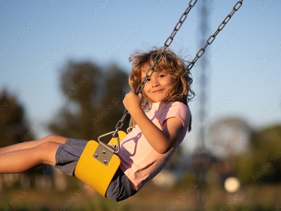 Xích đu 3 chỗ ngồi  Giải pháp vàng cho không gian nhỏ:0945802244 5