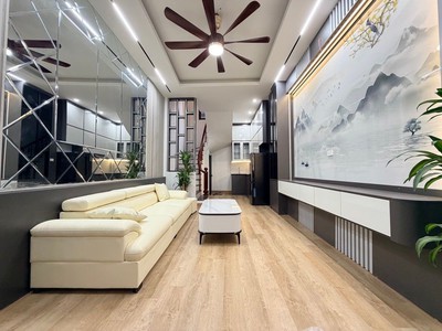 Bán nhà kim giang, hoàng mai, gần phố, full nội thất, 32m2, 8.6 tỷ ctl 0