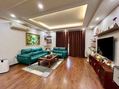 Căn góc berriver long biên - tầng cao - ban công đông nam, view thoáng, vườn treo -giá tốt 0