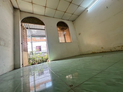 Mặt tiền nhánh kinh doanh đường hiệp thành 17 - ngay vườn ươm hiệp thành - thông tứ tung - 4x11m - 2