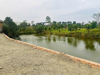 Bán đất 100m2 view hồ ở cổ đông - gần khu đô thị vệ tinh hoà lạc - khu vực phát triển mạnh 2