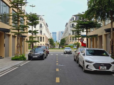 Bán nhà phố 5 tầng ngay trung tâm hành chính tỉnh Thanh Hóa chỉ với 1,8 tỷ, sổ sẵn 0