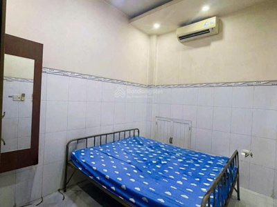 Bán nhà mặt tiền quận 8 ngang 4,2m, 3 tầng btct, sổ hồng riêng- chỉ nhỉnh 12 tỷ 4