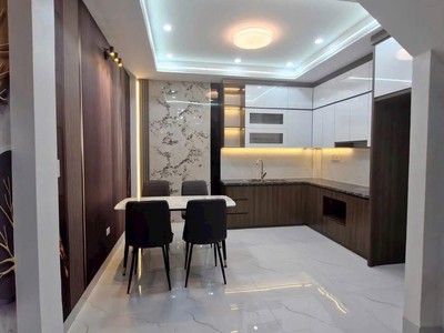 Bán nhà lạc long quân -kinh doanh - ô tô gần hồ tây 62 m5t 17.8tỷ 2