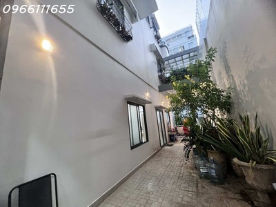 Bán nhà siêu biệt mặt tiền thự phan tôn - p. đa kao- 8x26m  - 4tầng - nghỉ dưỡng - mở văn phòng - 3