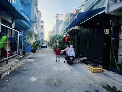 Ngay tô hiệu - hoà bình - 2 tầng 52m - hẻm xe hơi 7m thông - sẵn dòng tiền chỉ 6.2 tl 1