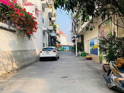 cách phú mỹ hưng 5 phút - nhà đẹp hẻm xe hơi - nhà bè giáp quận 7 - dương cát lợi, nhà bè - sát 0