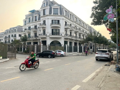 Bán đất thị trấn đông anh 70m , ô tô tránh, gần ql3, kinh doanh tốt 1