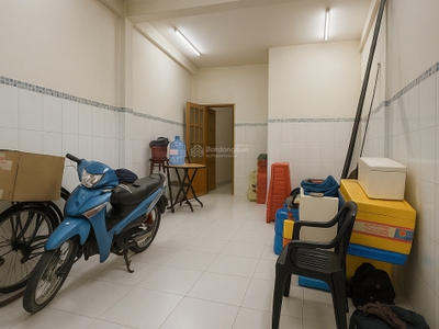 Bán nhà mặt tiền quận 8 ngang 4,2m, 3 tầng btct, sổ hồng riêng- chỉ nhỉnh 12 tỷ 2