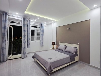 Bán nhà hẻm lạc long quân phường 8, tân bình 4x15m hơn 7 tỷ 2