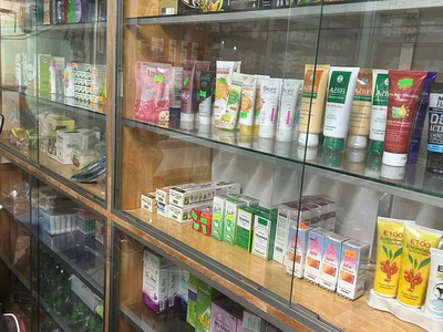 Sang nhượng nhà thuốc có chỗ ở lại cho gia đình 1