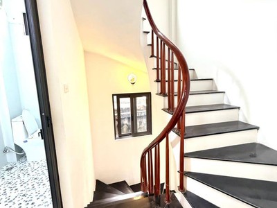 Nhà đẹp đón tết ngõ 168 kim giang - 32m 5 tầng- cạnh kđt đại kim-gần trường, chợ. 8,6 tỷ 3