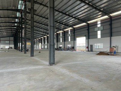 Cho thuê nhà xưởng 2100m2 trong KCN Thọ Quang, sẵn PCCC, giá 60k 0