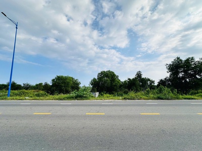 Bán 5m x 39m đất mặt tiền nguyễn chí thanh,lagi giá ngộp 1.75 tỷ full thổ cư 4