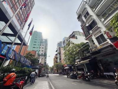 Bán nhà 2 tầng mặt tiền kd đ.nguyễn văn tráng, bên thành, quận 1 - dt 4m 18m sh vuông đẹp - khu vực 3