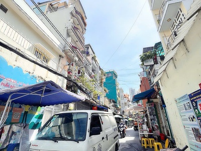 Bán siêu phẩm 7 tầng - hxh đ.trần hưng đạo, quận 1 - hdt đều 60tr/th  liên hệ giang giang: 1