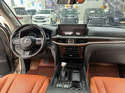 Bán Lexus LX570 Vàng Cát 2018 Đẹp Xuất Sắc 4