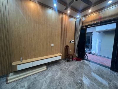 Cho thuê nhà Tô Vũ , Hải An . Đầy đủ đồ .Chuyên gia , gia đình ở ok . Ô tô đỗ cửa 1