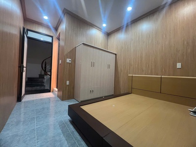 Cho thuê nhà Tô Vũ , Hải An . Đầy đủ đồ .Chuyên gia , gia đình ở ok . Ô tô đỗ cửa 0