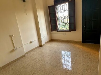 Cho thuê tầng 4  1 khách, 1 ngủ, 1 wc  nhà mặt đường nguyễn lân, thanh xuân, hà nội 2