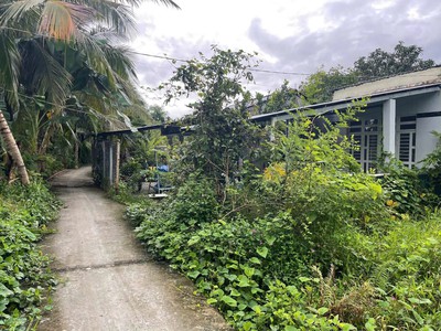 Đất đẹp - giá tốt - bán gấp 2 lô đất liền kề tiềm năng tại xã nhơn nghĩa phong điền cần thơ 3