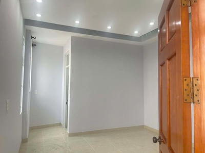 Nhà mới đón tết lk 4-5 ngay chợ bình thành giáp tân phú hẻm 8m thông 64m2,4tầng nhỉnh 5 tỷ 3