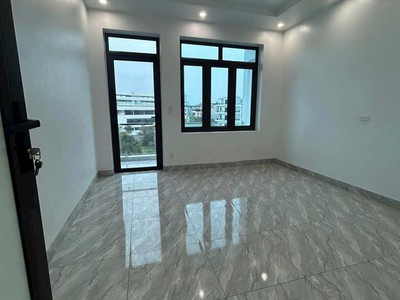 Bán căn nhà 4 tầng ngõ đường Nguyễn Văn Linh, ph Thanh Bình, TP HD, 50m2, mt 4m, 3 ngủ 6