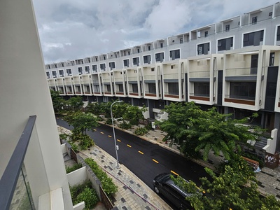 Nhà phố Mũi Né Summer Land - Giá ngộp 3.8 tỷ - 01 căn duy nhất 2