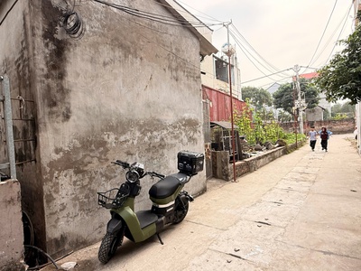 Bán nhà đất, ô tô đỗ cửa, cách đại học tài chính 500m giá chỉ hơn 4 tỷ chút xíu 1