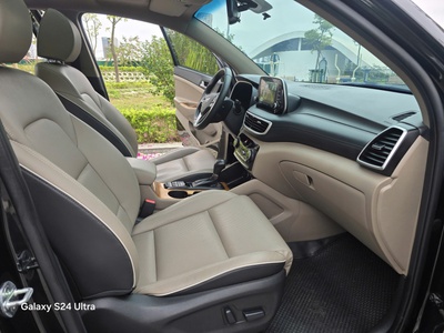 HUYNDAI tucson 2.0D máy Dầu  sản xuất 2021 ODO 9 VẠN KM   ZIN 7