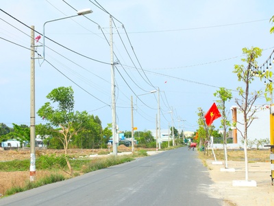 Sở hữu đất mặt tiền sát chợ Cần Đước 6