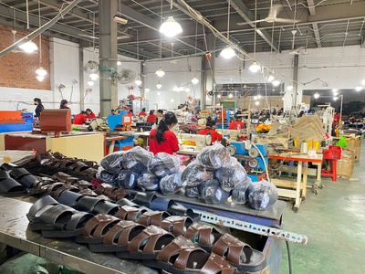 Nhập sỉ đồ da giá xưởng Hàng sẵn kho CÓ VAT 0