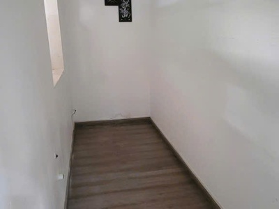 Cho thuê văn phòng làm việc rộng hơn 100m    không gian yên tĩnh, view sân vườn 4