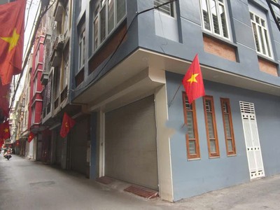 Nhà phân lô học viện báo chí xuân thủy, ngõ ô tô tránh, lô góc, nhà dân xây 50m2, 5t, mt 5.6m - 23 0