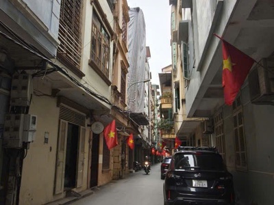 Nhà phân lô học viện báo chí xuân thủy, ngõ ô tô tránh, lô góc, nhà dân xây 50m2, 5t, mt 5.6m - 23 1