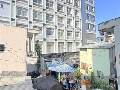 Bán nhà hẻm 2/4 nha trang cạnh bidv, gần chợ đầm đất nở hậu đón lộc 3