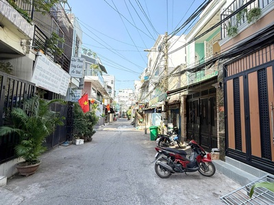 Nhà 2 tầng mới đường nhựa 6m dương bá trạc p1q8. giá 7,8 tỷ tl 3