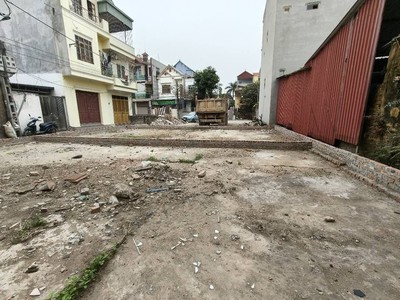 Tìm khách đất bắc hồng 80m2, mt7m, 5.1 tỷ, đông anh, ô tô, thông. 0