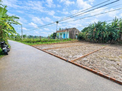 Bán nhanh 3 lô liền kề tại cẩm văn tây điện hồng giá chỉ 690 triệu / nền 0