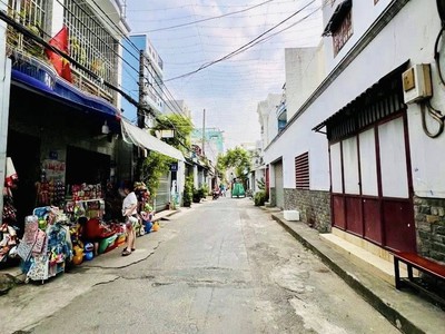 Mặt tiền giá hẻm   ngay gò dầu   3 phút aeon   chợ tân hương   2 tầng 95m chỉ 9 tỷ 0